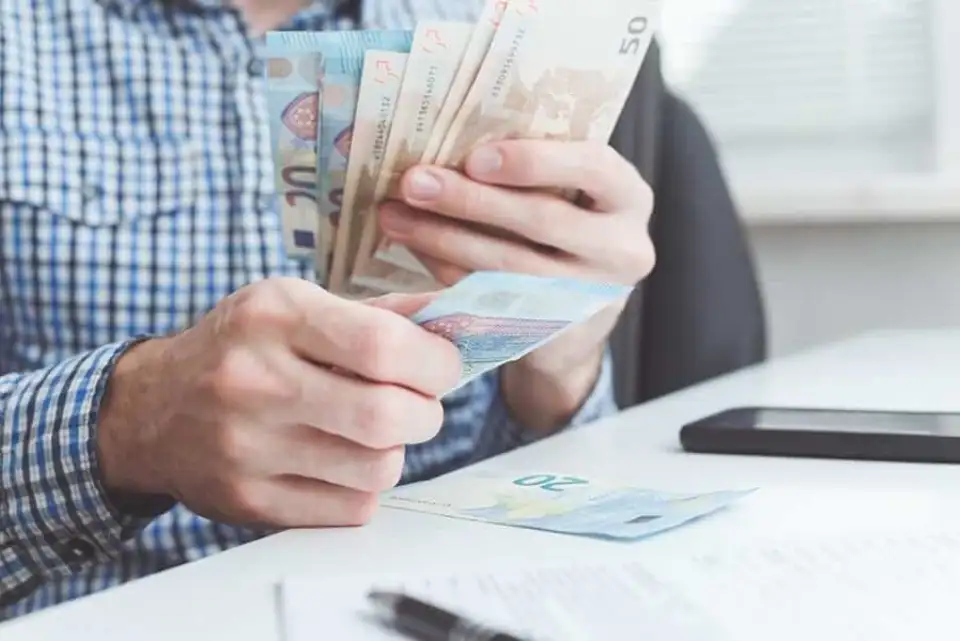 Empréstimo com banco ou financeira?